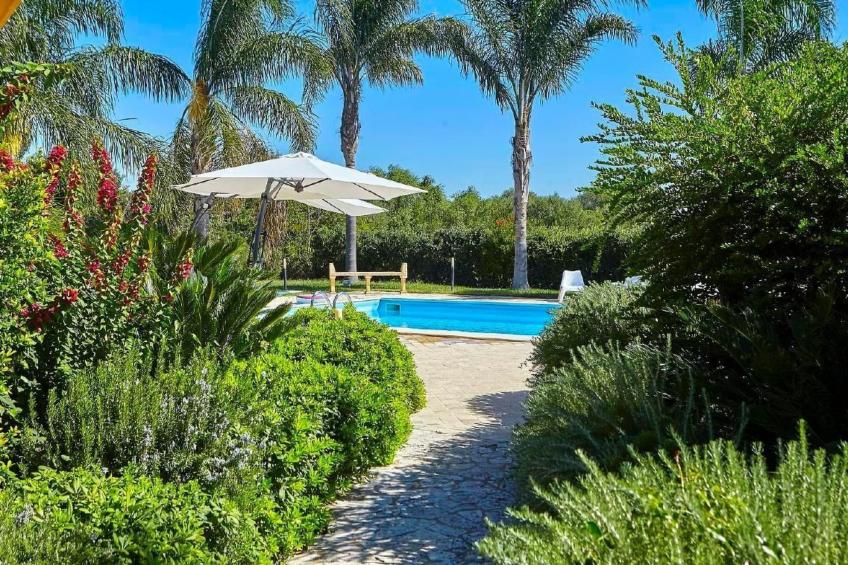 in Castelvetrano mit Gepflegtem Garten - foto 5