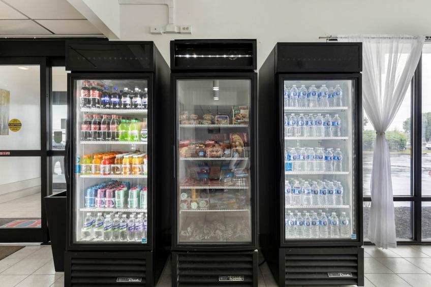 2 Full Beds  Suite Non-Smoking Micfridge - foto 16