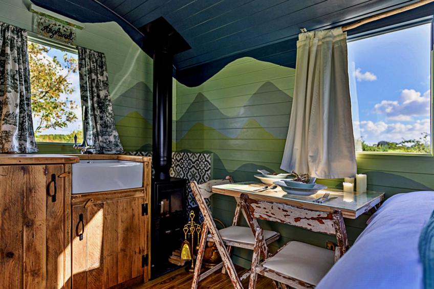 'Angharad' Poachers Hut - foto 22