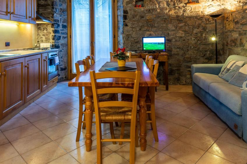 Dreistöckiges Apartment in einem historischen Gebäude - foto 3