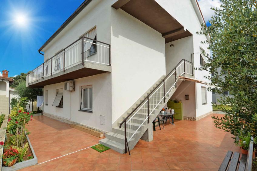 Vakantiewoning met terras en parkeerplaats - VW-H2CZZ - foto 24