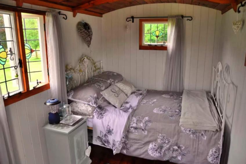 Shepherd's Hut at Hilltop Farm - foto 10