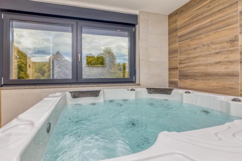 Four Bedroom Holiday House Mali Raj with Pool - foto 35