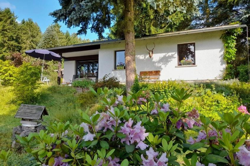 Am Wald gelegenes Ferienhaus "Wolf" mit Kamin