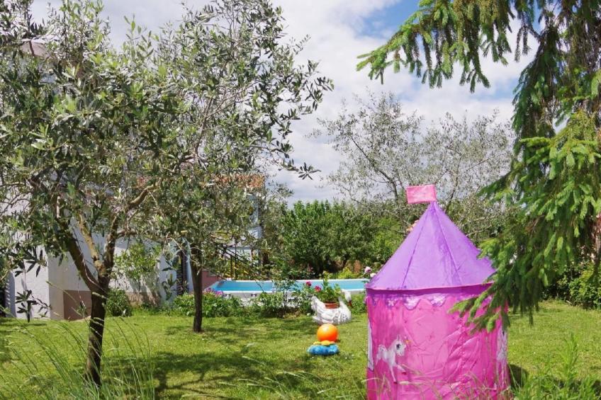 im Dorf Peresiji - foto 11