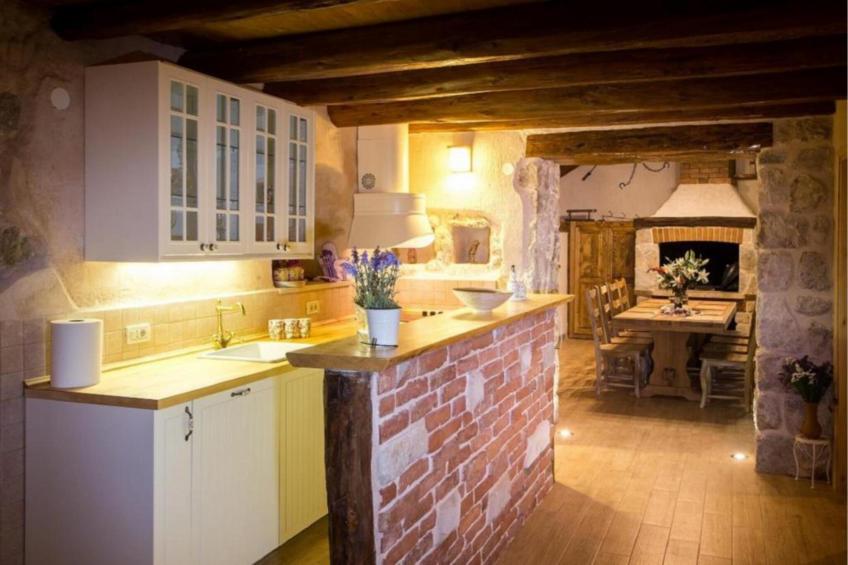 Villa Falcon Rook - Four-Bedroom Villa with Terrace and Swimming Pool - foto 3