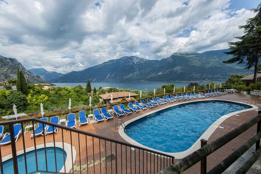 Holiday apartment with balcony or terrace, air conditioning and pool - BF-YD8VF - foto 2