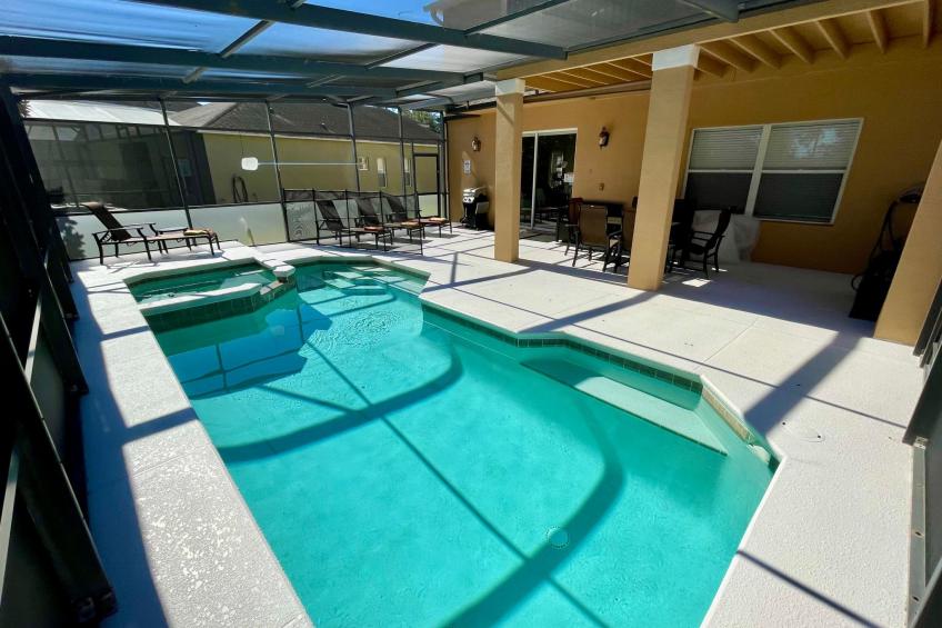 Aktualisiertes Haus mit 4 Schlafzimmern und viel Wohnraum - foto 35