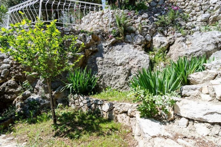 Guest House Daniela- Triple Room with Balcony and Sea View - SOBA 5 - foto 11