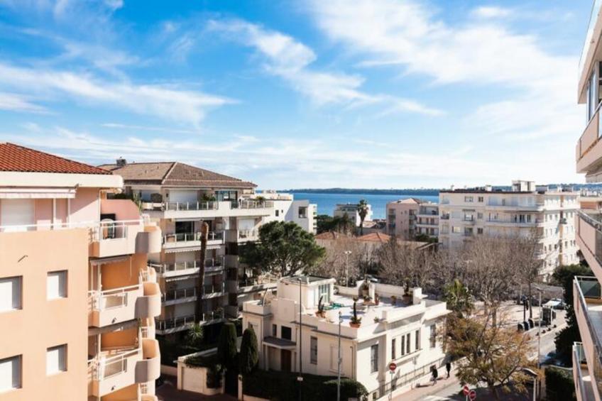 Résidence 3p  De Standing, Vue Mer Et Grande Terrasse - foto 18