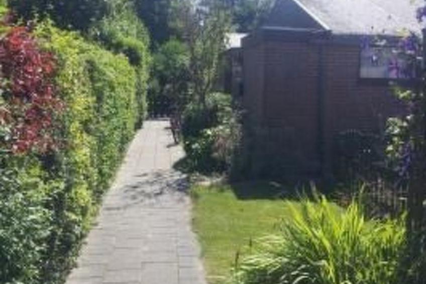 Wunderschönes Haus mit Pool, Garten und Grill - foto 43