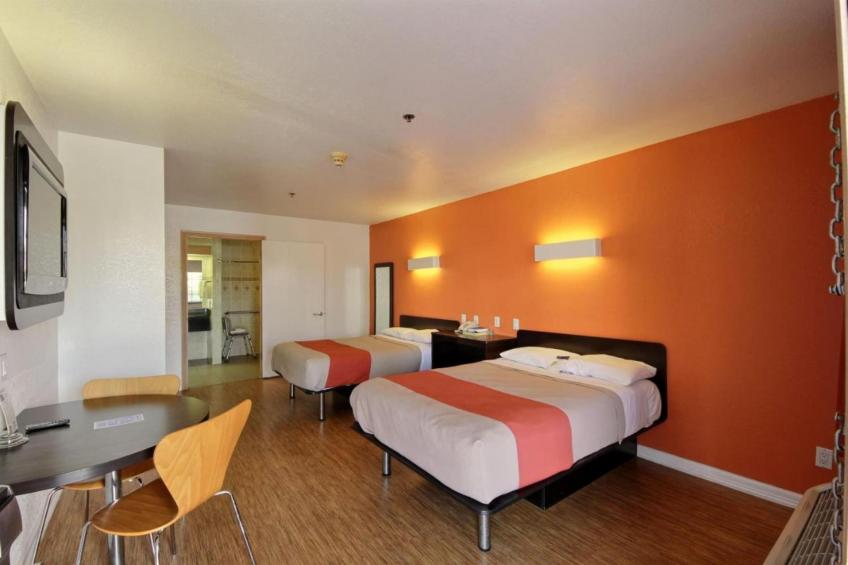 2 Queen Beds Non-Smoking - foto 5