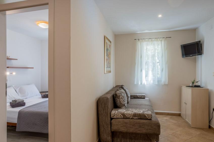 Geräumiges Ferienhaus mit Terrasse und Garten - foto 42