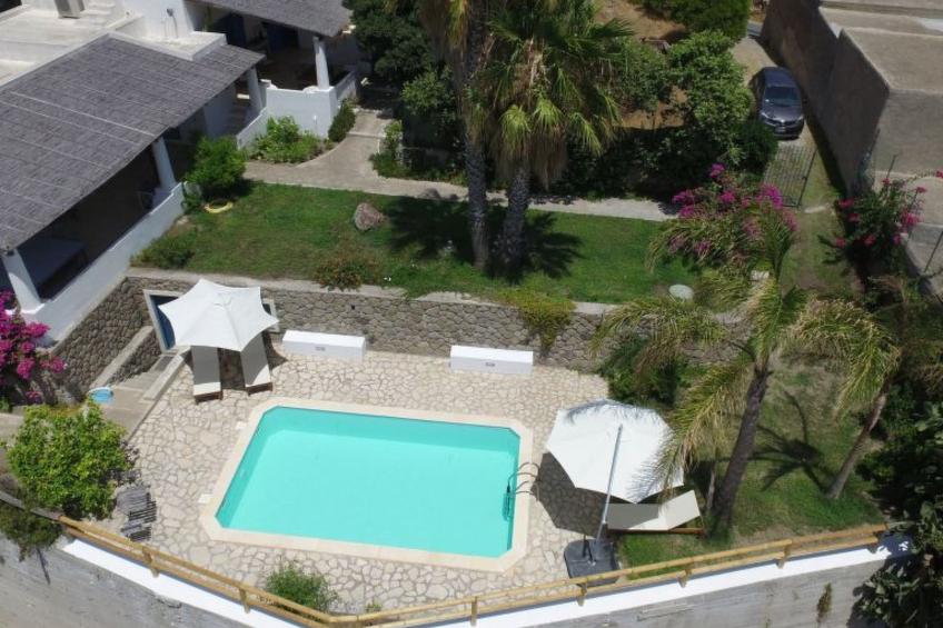 Ausgezeichnete Villa mit Schwimmbad, Panoramaterrassen - foto 4