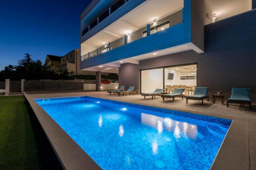 Luxury Villa La Nonna Ana - entertainment,fitness,pool,sea view - Six bedroom villa with swimming pool - foto 35