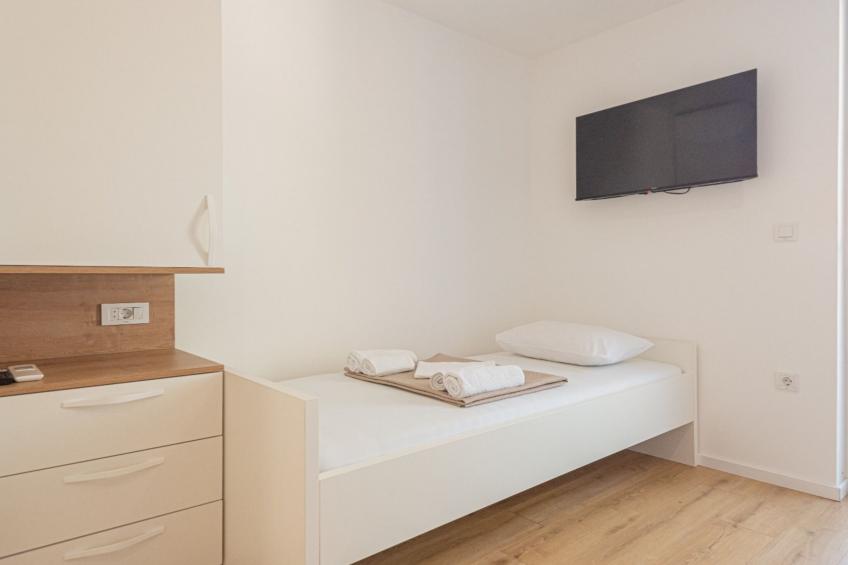 Holiday Home Iva - Three Bedroom  Holiday Home - foto 16