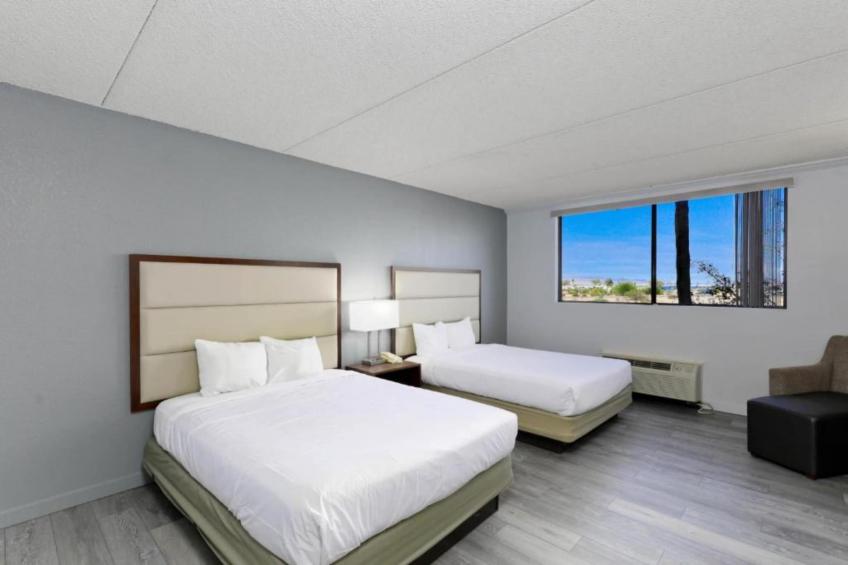 2 Queen Beds  Non-Smoking Micfridge - foto 6