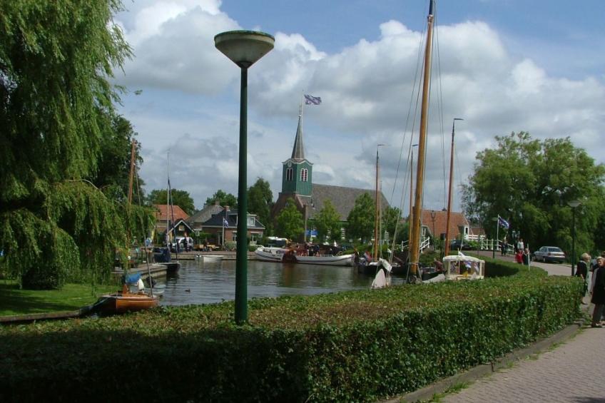 Boot "De Frijheit" mit Blick auf das Wasser - foto 18
