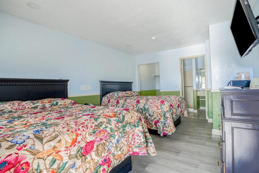 2 Queen Bed Smoking - foto 20
