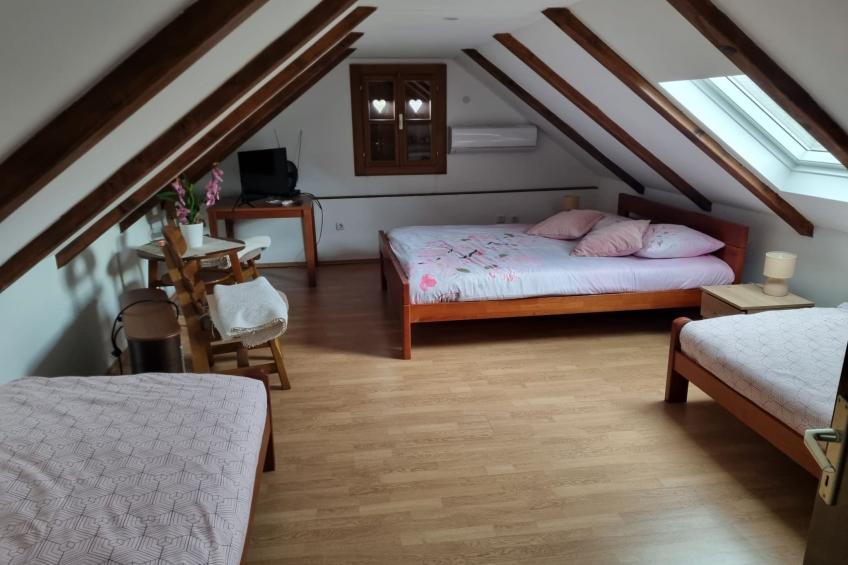 Holiday Home Katica - Two-Bedroom Holiday Home - foto 2