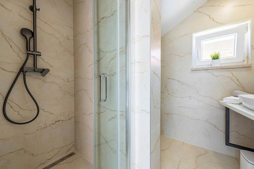 Villa Pezer with heated pool & sauna - foto 42