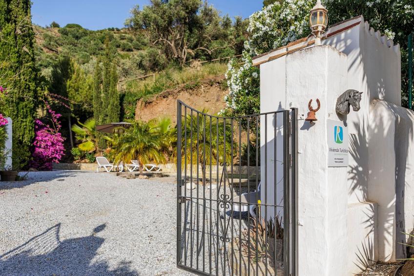 Hundefreundliches Ferienhaus mit privatem Pool - foto 2