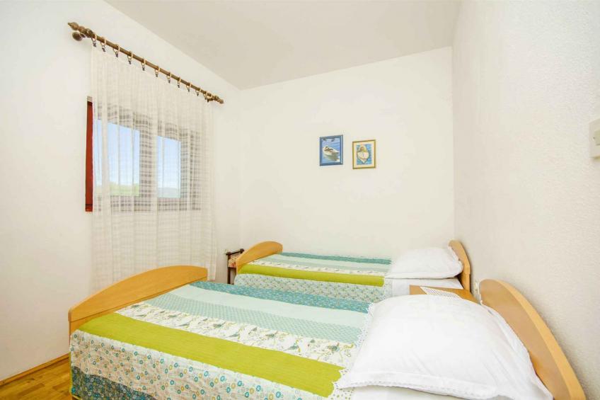 Holiday apartment with air conditioning, balcony and sea view in Slatine - BF-9GZB3 - foto 30