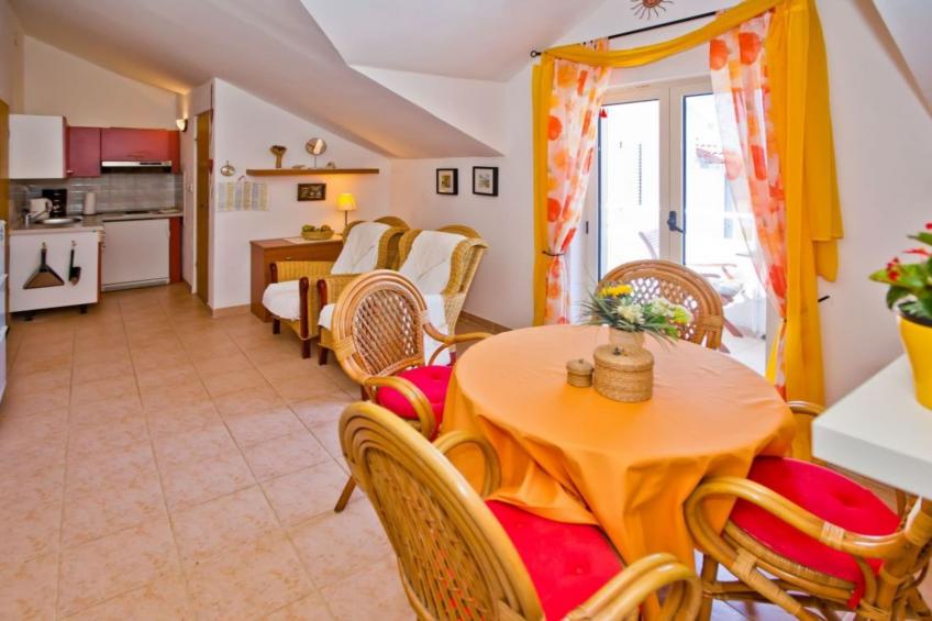 Charming and Sunny Hvar Apartments - One Bedroom Apartment with Balcony (owner 6) - foto 6
