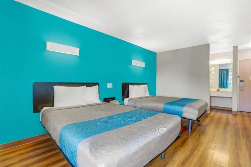 2 Full Beds  Non-Smoking - foto 23