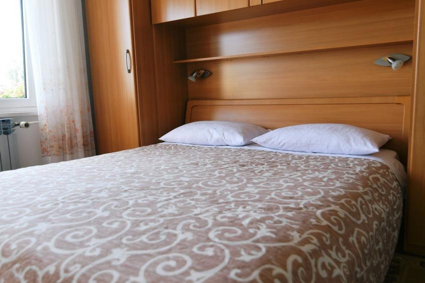 Scenic Retreat Rooms and Family Apartments - One Bedroom Apartment with Terrace - foto 8