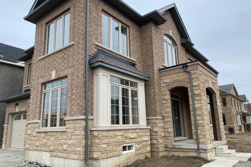 Haus in Brampton mit privatem Parkplatz - foto 32