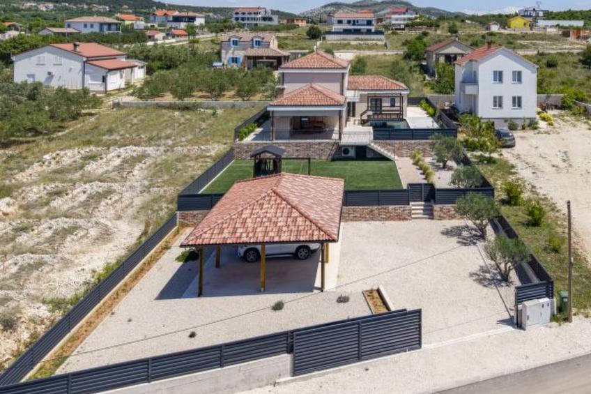 Magnificent Villa Oasis with extra large heated po - foto 6