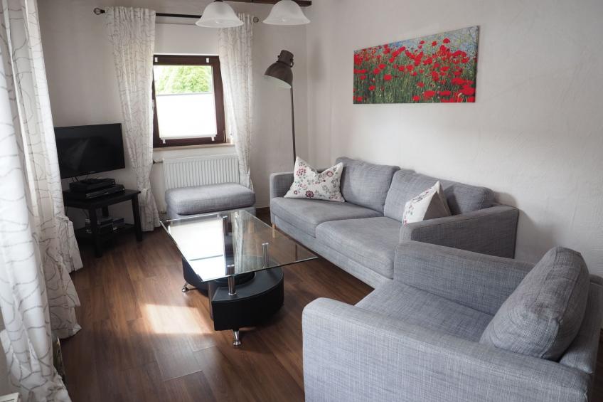 Hochwertige Ferienwohnung mit Terrasse und Garten