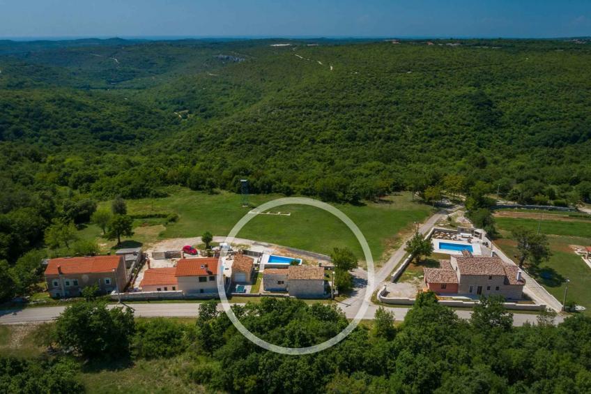 Villa met zwembad en whirlpool - BF-6NPDX - foto 54