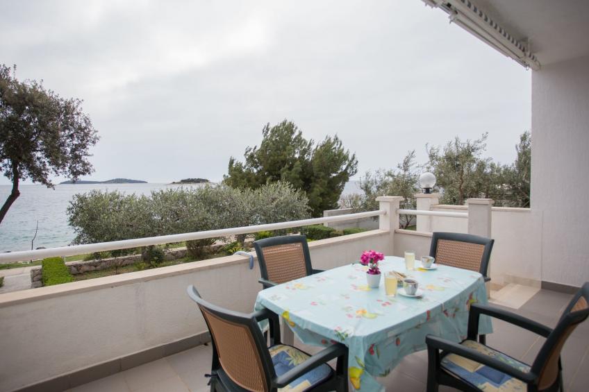 Wohnung "Gloria" mit Blick auf das Wasser - foto 24