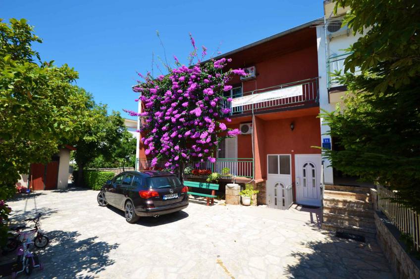 Holiday apartment Studio with air conditioning and Internet in a quiet location - BF-V5D9