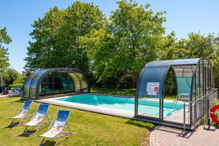 Strandnahes Reethaus Elefant mit Außenwhirlpool - foto 20