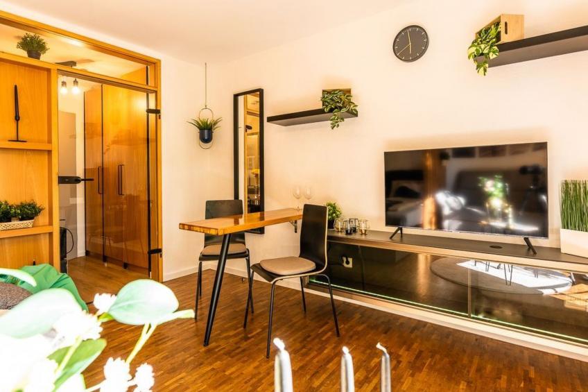 Black Mirror - foto 2