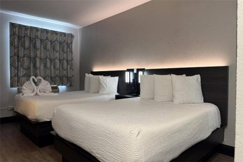 2 Queen Beds  Non-Smoking - foto 5