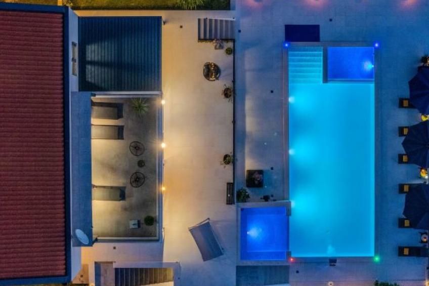 Beautiful villa Lara in Vrana with pool - foto 8