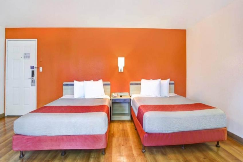 2 Full Beds  Micfridge - foto 13
