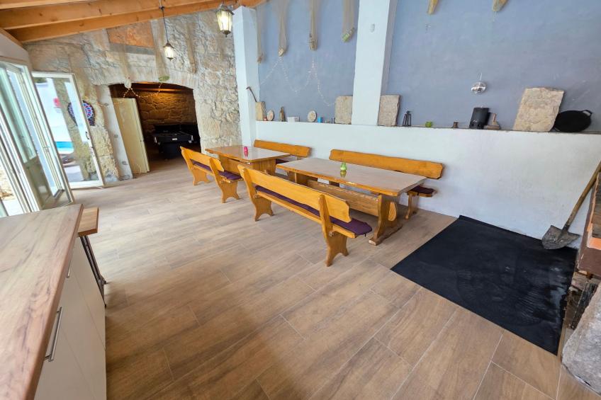 Steinhaus mit privatem Außenpool - foto 15