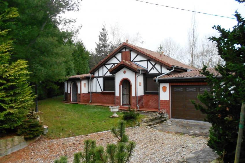 mit großem Garten in La Prée