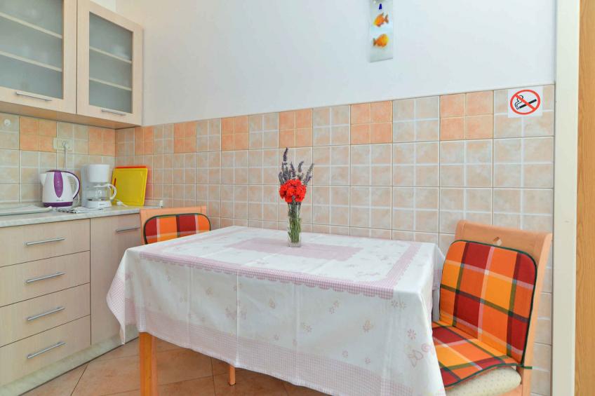 Vakantiewoning met terras en parkeerplaats - VW-H2CZZ - foto 34