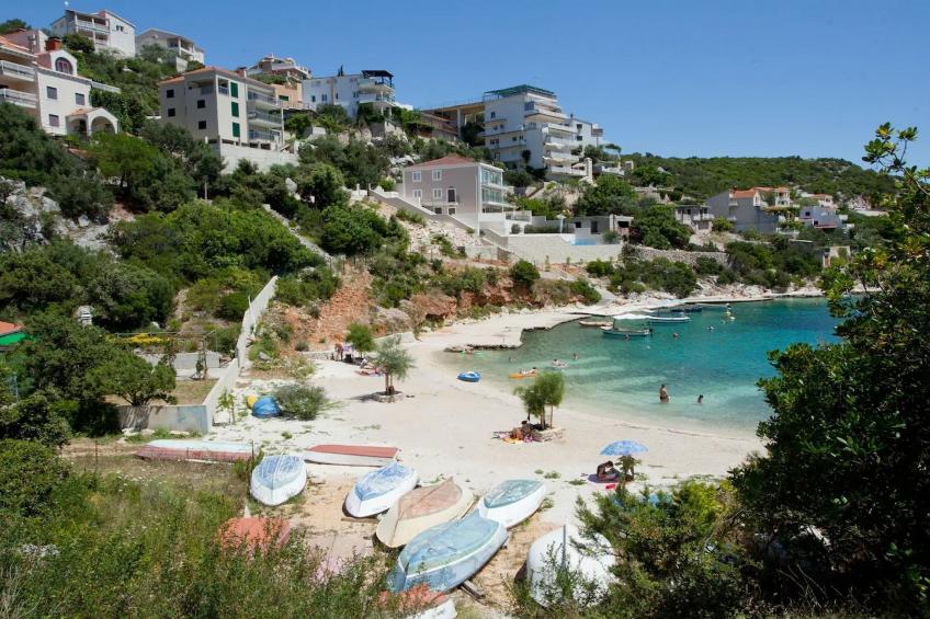 Wonderful Visinisce Apartments with Terrace and Sea Views - Comfort Two Bedroom Apartment (Owner 3) - foto 11