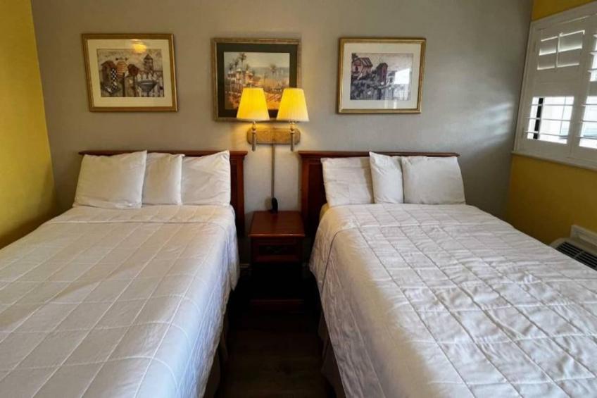 2 Full Beds  Non-Smoking - foto 5
