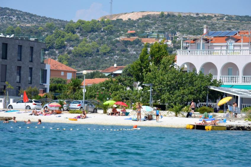 in Poljica mit privatem Parkplatz - foto 33