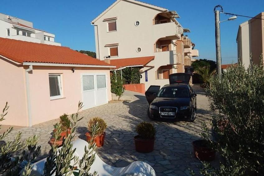 Appartement mit Balkon - foto 6