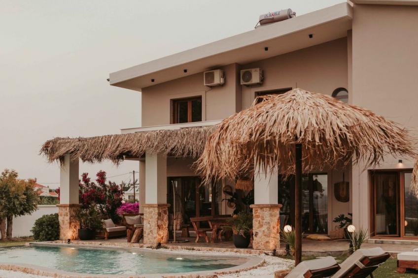 Villa Maya mit Pool und Bergblick