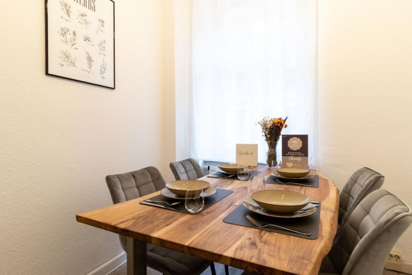 Große Wohnung in Zentrum mit Kleinem Garten